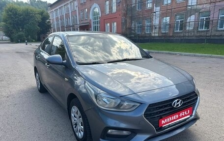 Hyundai Solaris II рестайлинг, 2018 год, 1 150 000 рублей, 2 фотография