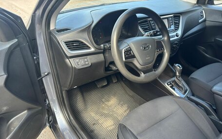 Hyundai Solaris II рестайлинг, 2018 год, 1 150 000 рублей, 6 фотография