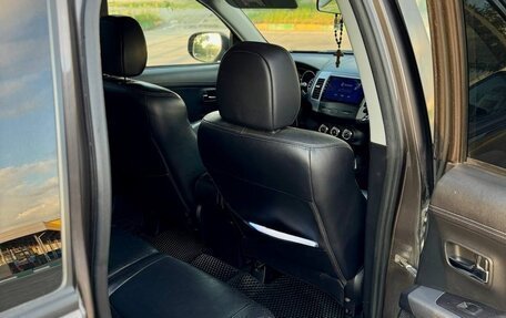 Mitsubishi Outlander III рестайлинг 3, 2010 год, 1 150 000 рублей, 27 фотография