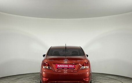 Hyundai Solaris II рестайлинг, 2011 год, 660 000 рублей, 8 фотография