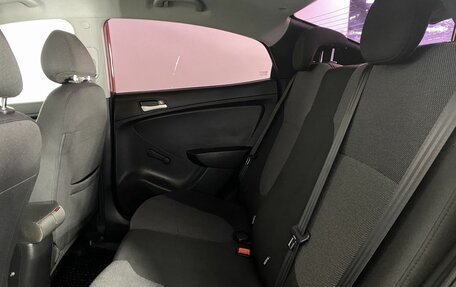 Hyundai Solaris II рестайлинг, 2011 год, 660 000 рублей, 14 фотография