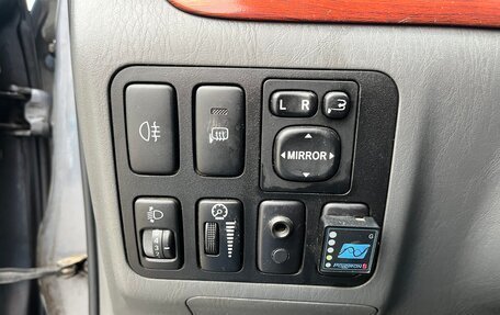 Toyota Land Cruiser Prado 120 рестайлинг, 2005 год, 1 630 000 рублей, 14 фотография