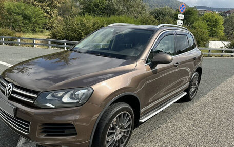 Volkswagen Touareg III, 2011 год, 1 850 000 рублей, 1 фотография