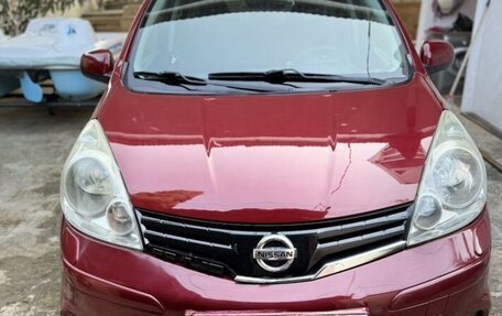 Nissan Note II рестайлинг, 2010 год, 800 000 рублей, 2 фотография