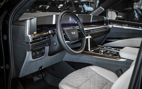 Cadillac Escalade V, 2025 год, 23 940 000 рублей, 12 фотография
