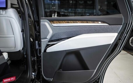 Cadillac Escalade V, 2025 год, 23 940 000 рублей, 20 фотография