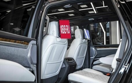 Cadillac Escalade V, 2025 год, 23 940 000 рублей, 19 фотография