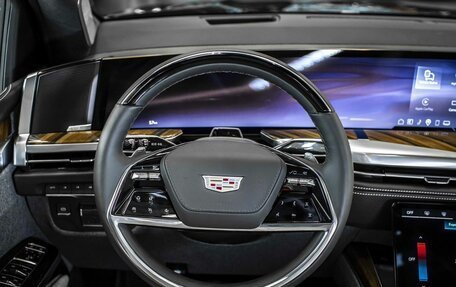 Cadillac Escalade V, 2025 год, 23 940 000 рублей, 33 фотография