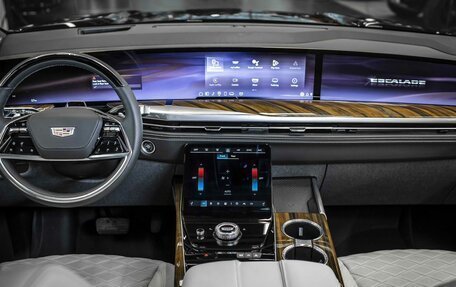 Cadillac Escalade V, 2025 год, 23 940 000 рублей, 29 фотография