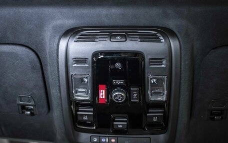 Cadillac Escalade V, 2025 год, 23 940 000 рублей, 32 фотография