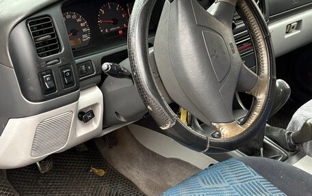 Mitsubishi Pajero Sport II рестайлинг, 2001 год, 460 000 рублей, 6 фотография