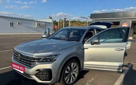 Volkswagen Touareg III, 2023 год, 8 150 000 рублей, 2 фотография