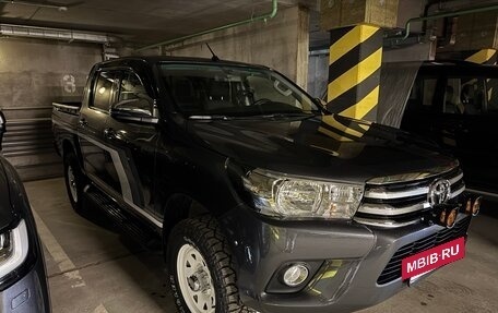 Toyota Hilux VIII, 2023 год, 5 650 000 рублей, 7 фотография