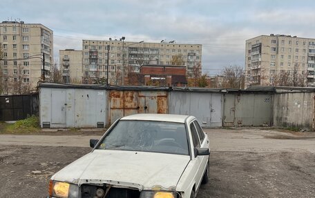 Mercedes-Benz 190 (W201), 1983 год, 57 000 рублей, 1 фотография