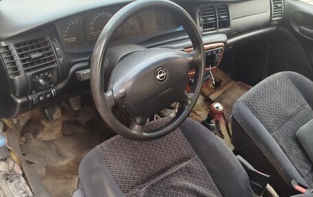 Opel Vectra B рестайлинг, 1995 год, 75 000 рублей, 6 фотография