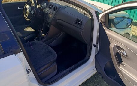 Volkswagen Polo VI (EU Market), 2015 год, 600 000 рублей, 6 фотография