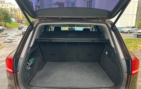 Volkswagen Touareg III, 2011 год, 1 500 000 рублей, 7 фотография