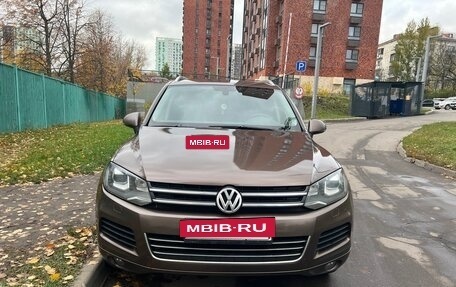 Volkswagen Touareg III, 2011 год, 1 500 000 рублей, 8 фотография