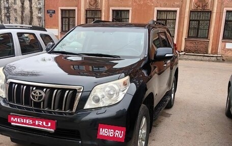 Toyota Land Cruiser Prado 150 рестайлинг 2, 2012 год, 2 395 000 рублей, 10 фотография