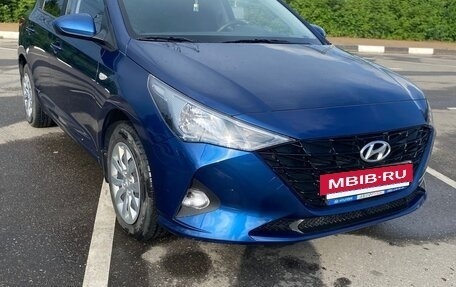 Hyundai Solaris II рестайлинг, 2021 год, 1 470 000 рублей, 3 фотография