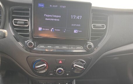 Hyundai Solaris II рестайлинг, 2021 год, 1 470 000 рублей, 14 фотография