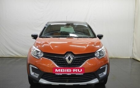 Renault Kaptur I рестайлинг, 2016 год, 1 211 000 рублей, 2 фотография