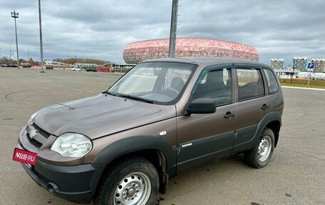 Chevrolet Niva I рестайлинг, 2013 год, 397 000 рублей, 2 фотография