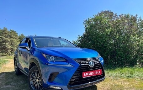 Lexus NX I, 2018 год, 2 400 000 рублей, 1 фотография