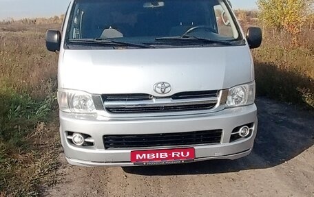 Toyota HiAce H200, 2008 год, 1 150 000 рублей, 1 фотография