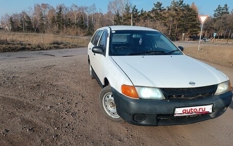 Nissan AD II, 2001 год, 130 000 рублей, 1 фотография