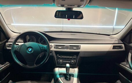 BMW 3 серия, 2009 год, 1 050 000 рублей, 13 фотография