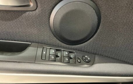 BMW 3 серия, 2009 год, 1 050 000 рублей, 17 фотография