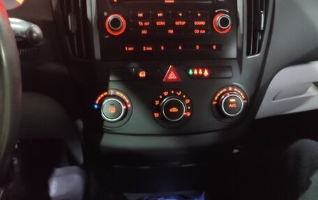 KIA cee'd I рестайлинг, 2007 год, 610 000 рублей, 13 фотография