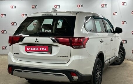 Mitsubishi Outlander III рестайлинг 3, 2019 год, 1 599 000 рублей, 4 фотография