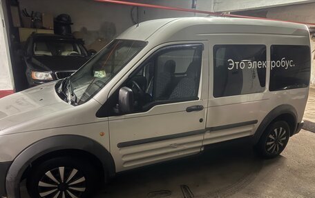 Ford Tourneo Connect I, 2007 год, 550 000 рублей, 3 фотография