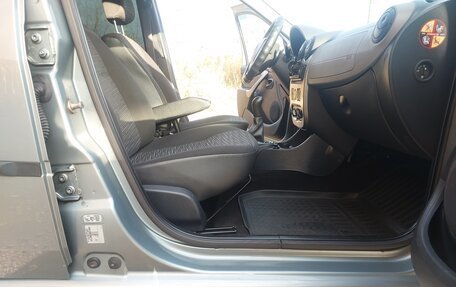 Renault Logan I, 2011 год, 480 000 рублей, 17 фотография