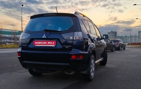 Mitsubishi Outlander III рестайлинг 3, 2011 год, 845 000 рублей, 3 фотография