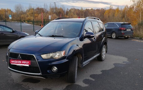 Mitsubishi Outlander III рестайлинг 3, 2011 год, 845 000 рублей, 6 фотография