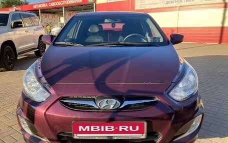 Hyundai Solaris II рестайлинг, 2013 год, 650 000 рублей, 6 фотография