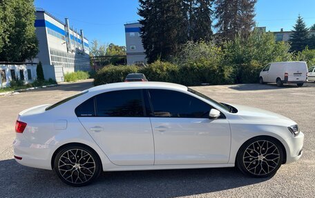 Volkswagen Jetta VI, 2012 год, 1 100 000 рублей, 5 фотография