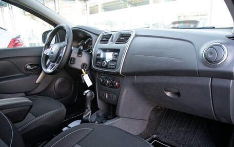 Renault Logan II, 2020 год, 1 058 000 рублей, 13 фотография