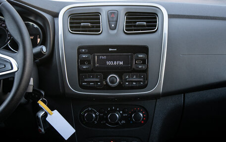 Renault Logan II, 2020 год, 1 058 000 рублей, 16 фотография