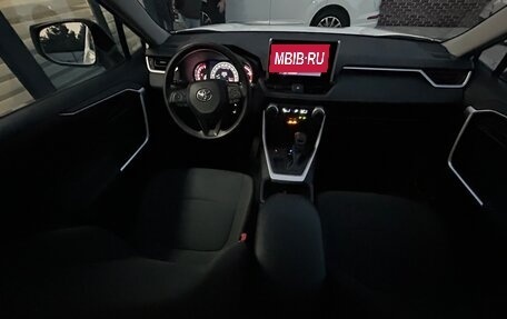 Toyota RAV4, 2020 год, 3 600 000 рублей, 14 фотография