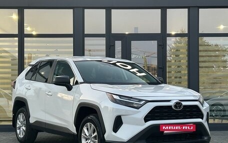 Toyota RAV4, 2020 год, 3 600 000 рублей, 2 фотография