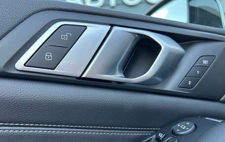 BMW X5, 2019 год, 5 900 000 рублей, 18 фотография