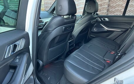 BMW X5, 2019 год, 5 900 000 рублей, 21 фотография