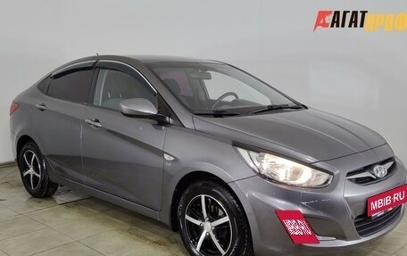 Hyundai Solaris II рестайлинг, 2014 год, 1 020 000 рублей, 3 фотография
