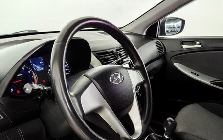 Hyundai Solaris II рестайлинг, 2014 год, 1 020 000 рублей, 12 фотография