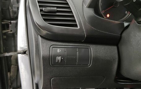 Hyundai Solaris II рестайлинг, 2014 год, 1 020 000 рублей, 18 фотография