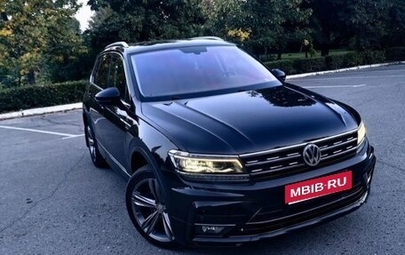 Volkswagen Tiguan II, 2018 год, 3 150 000 рублей, 1 фотография